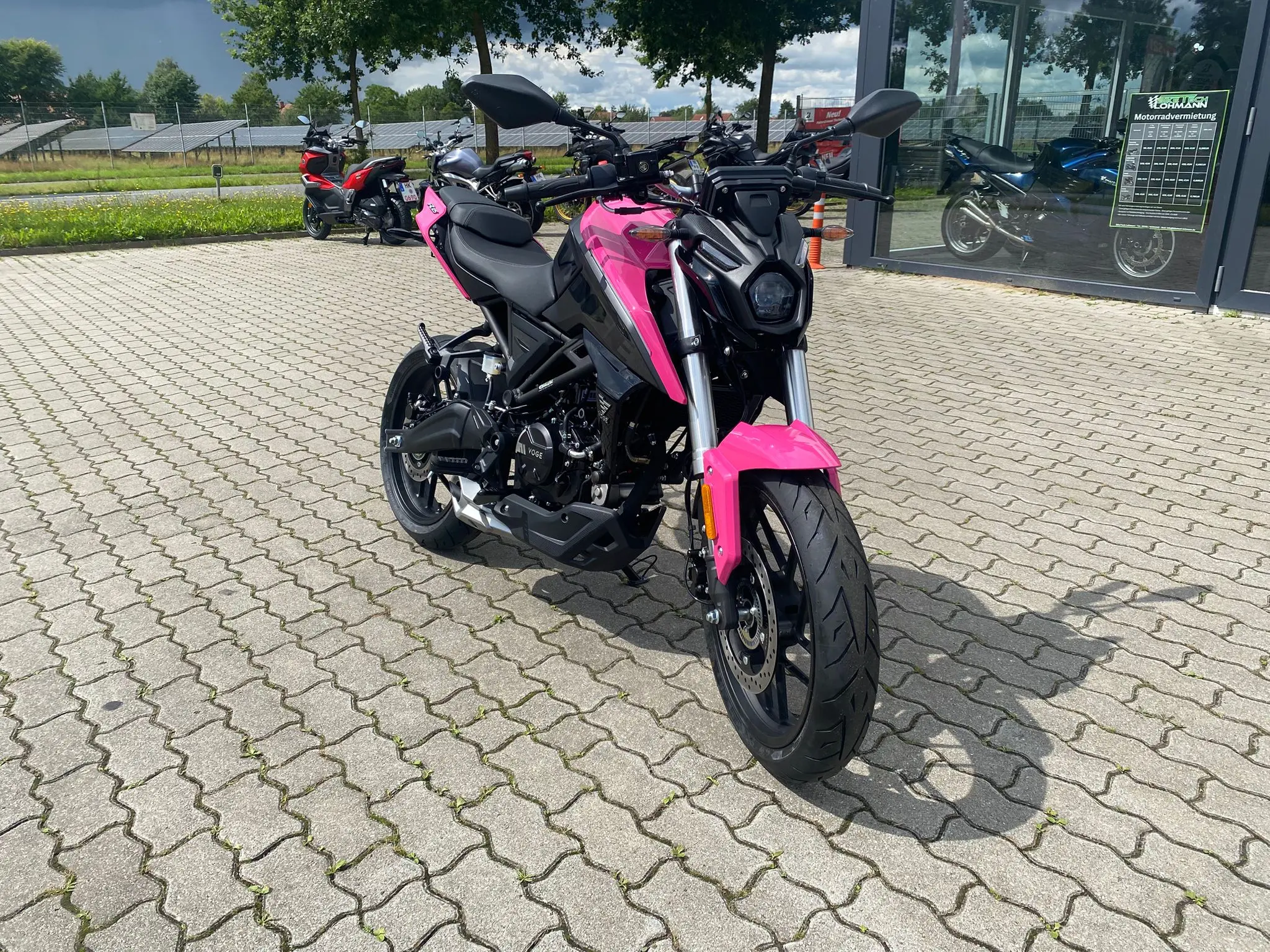 VOGE R125 Pink Edition Motorrad im Verkauf bei BikeTech Lohmann in Walsrode