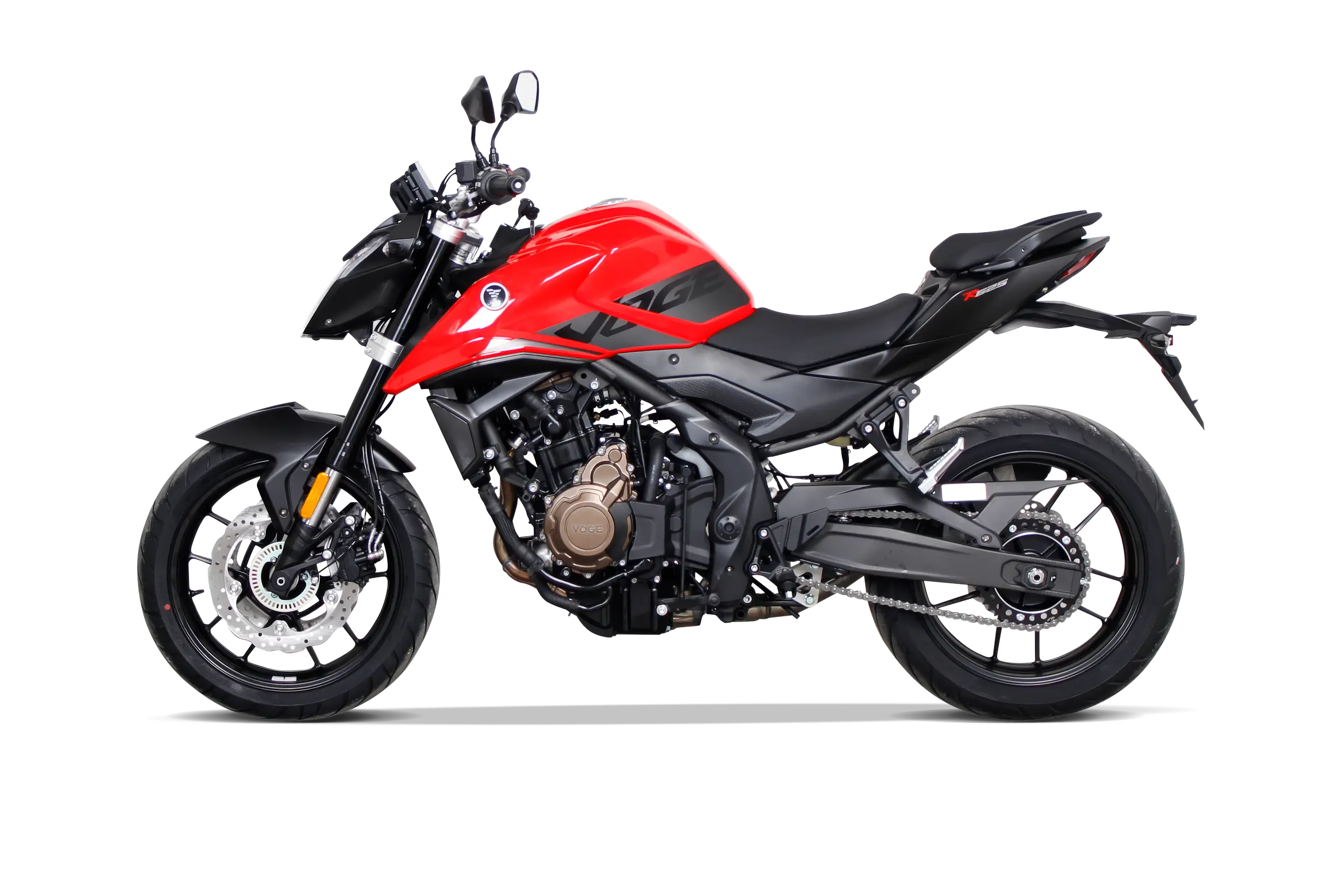 VOGE R625 Motorrad rot Seitenansicht rechts Naked Bike mit Kettenantrieb und sportlicher Sitzposition