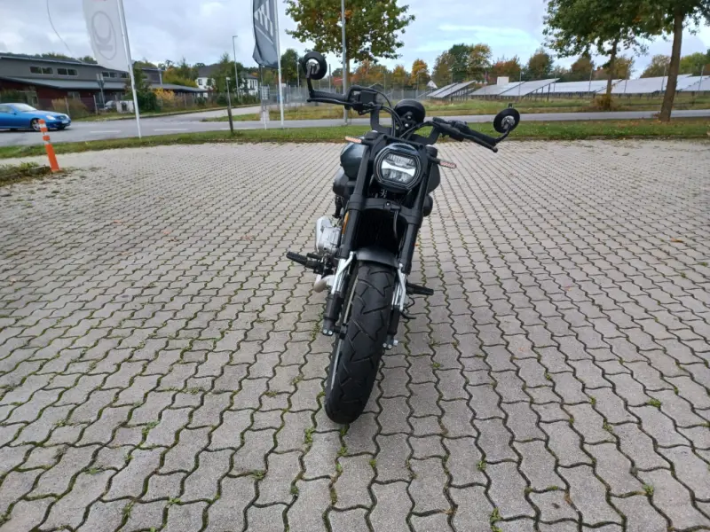 Hyosung GV 125 X Cruiser Motorrad gebraucht im Verkauf bei BikeTech Lohmann in Walsrode