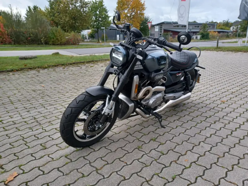 Hyosung GV 125 X Cruiser Motorrad gebraucht im Verkauf bei BikeTech Lohmann in Walsrode