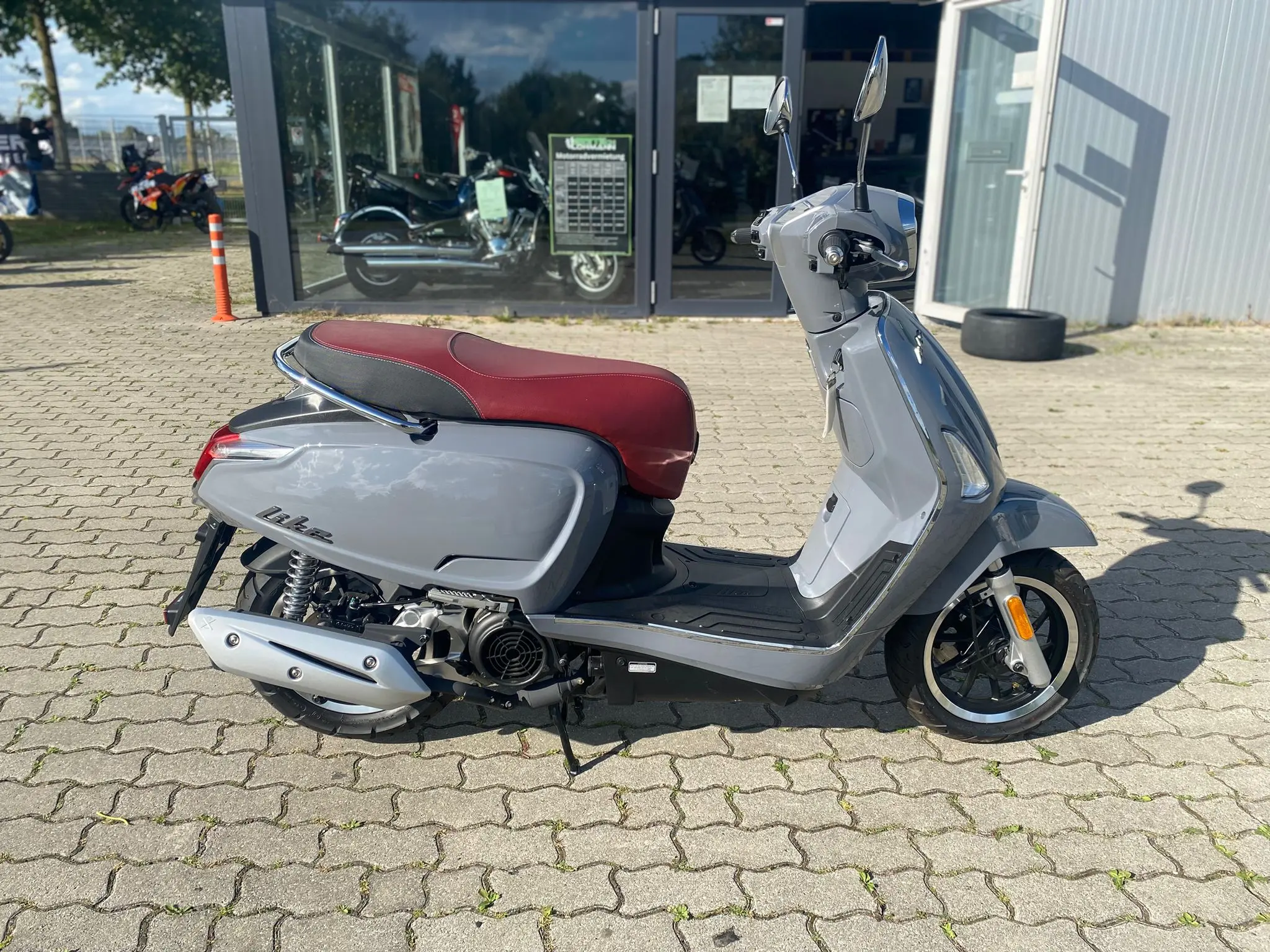 Kymco Like II 125i E5 EZ 04/23 – nur 17 km!