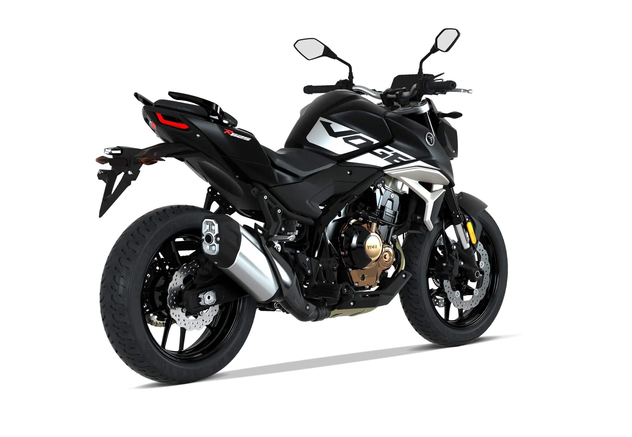 VOGE R625 / 625R in matt schwarz – Heckansicht mit halb rechter Seitenansicht und sichtbarem Auspuff