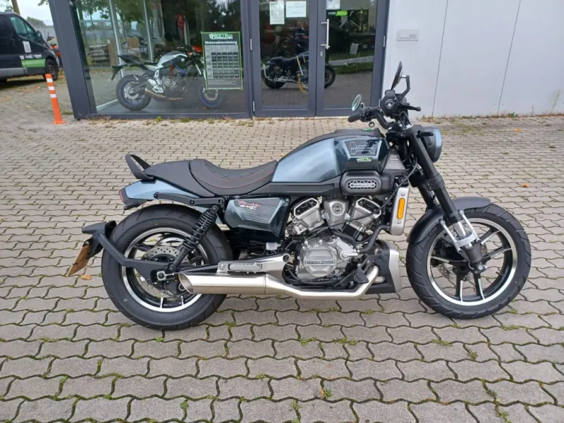 Hyosung GV 125 X Cruiser Motorrad gebraucht im Verkauf bei BikeTech Lohmann in Walsrode